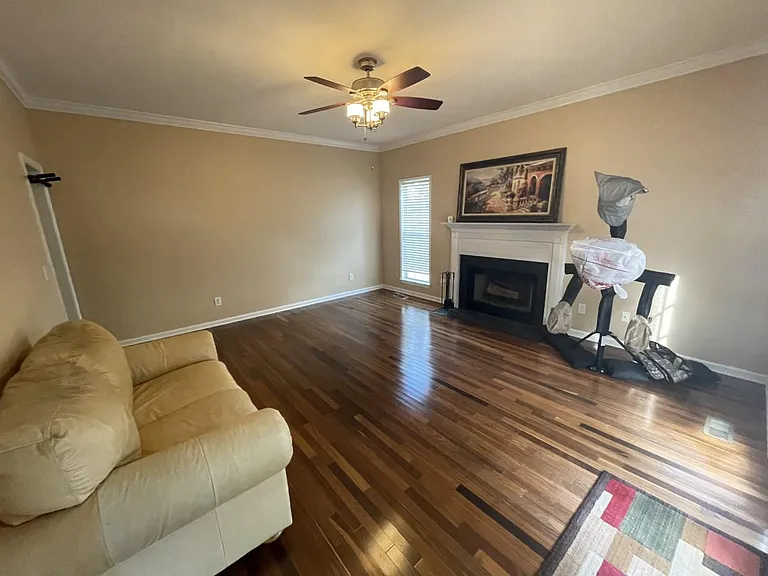 44 Hampton Springs Ct — Photo 13