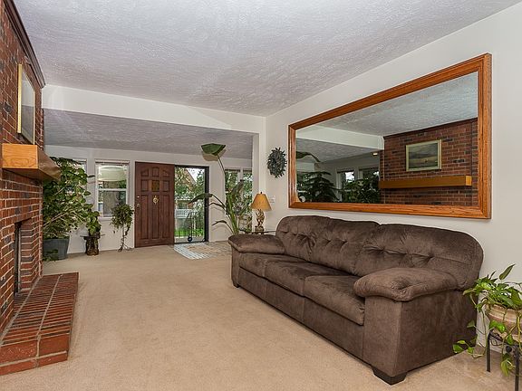 3rd image of 11414 Arbor St