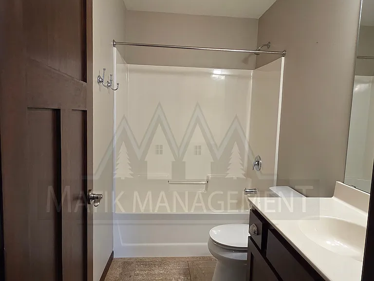 2581 Hawk Ridge Ct SE — Photo 34
