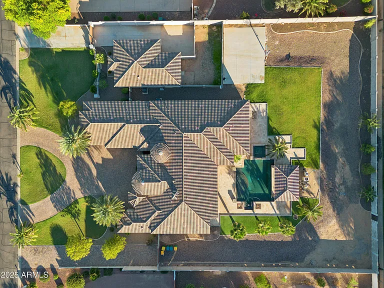 11407 E Bellflower Ct — Photo 43