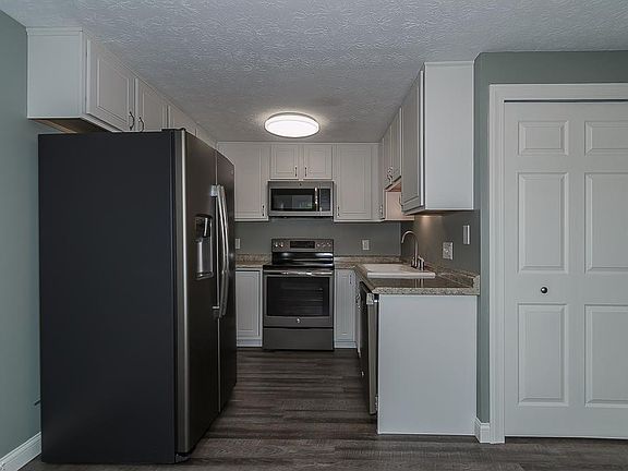 2nd image of 7442 Crown Ct #C