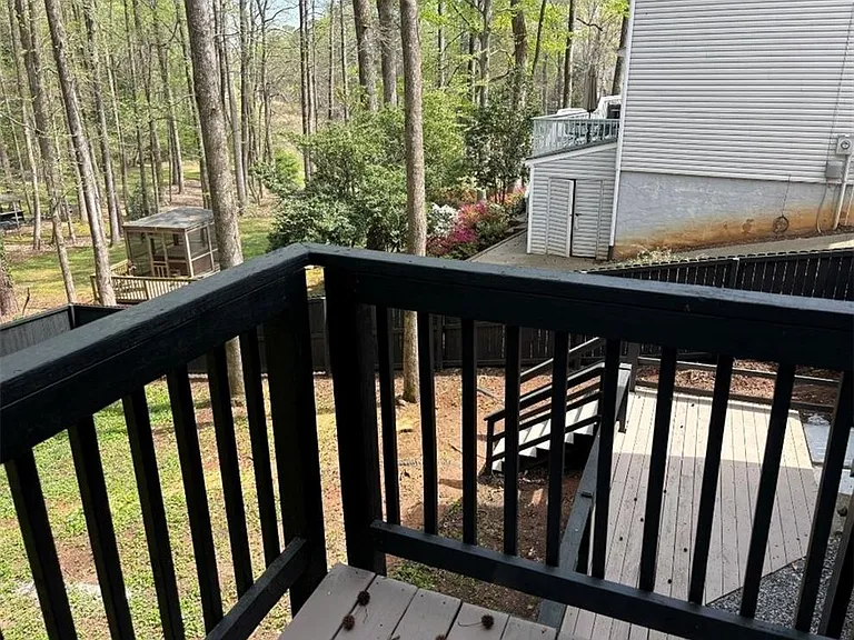 1070 Meadowsong Cir — Photo 18