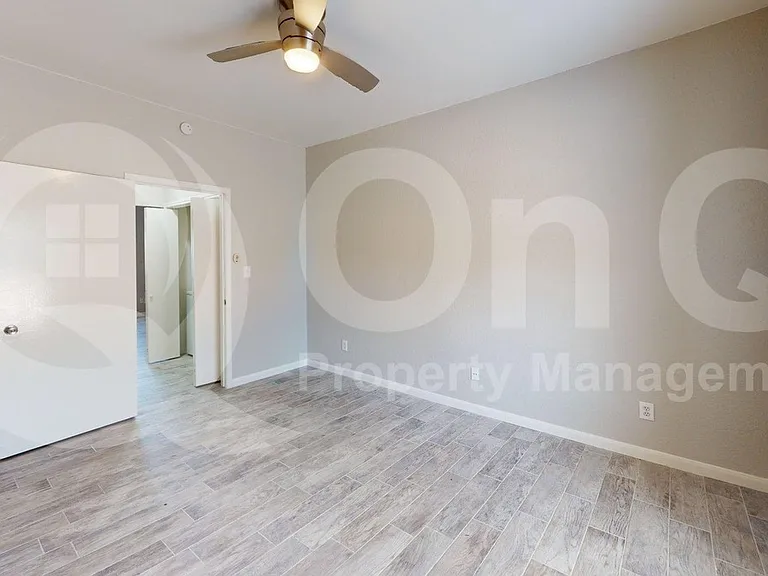 8600 Coppertowne Ln #502 — Photo 9