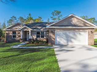 5362 Cox Ln, Crestview, FL 32539