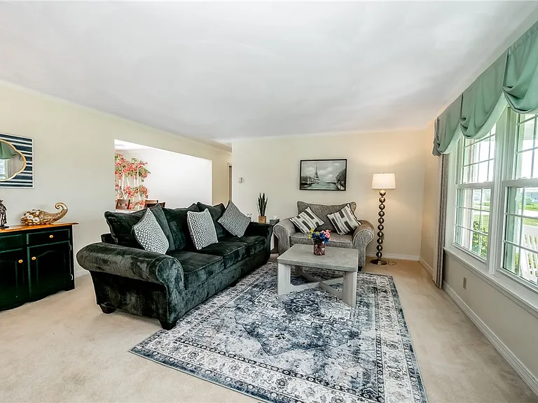 963 Stonebraker Rd — Photo 4
