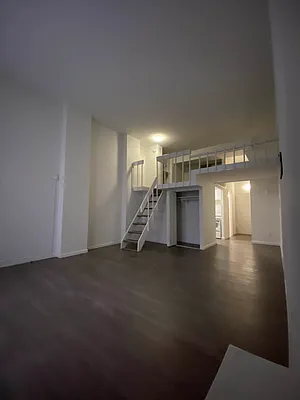 Rented by Voro NYC | media 28