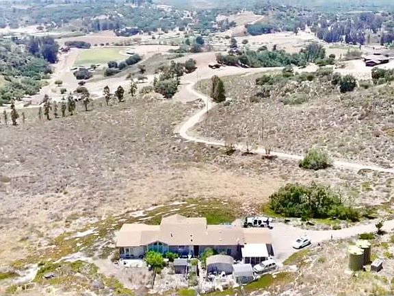 4th image of 3470 Catalina Rd