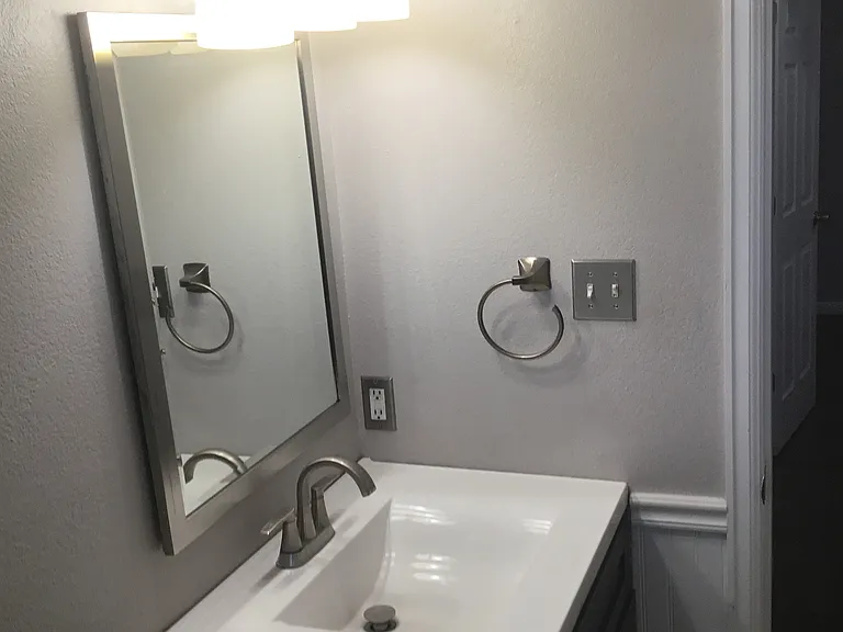 3909 Redwood Ln — Photo 15