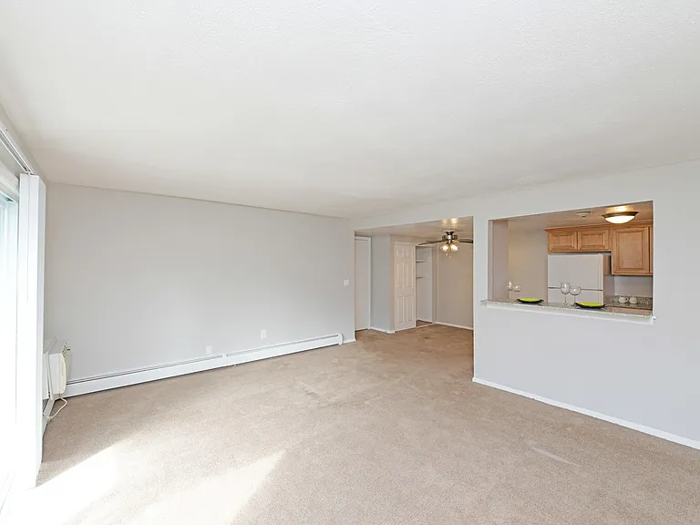 Bayside Country Club Apartments — Photo 47