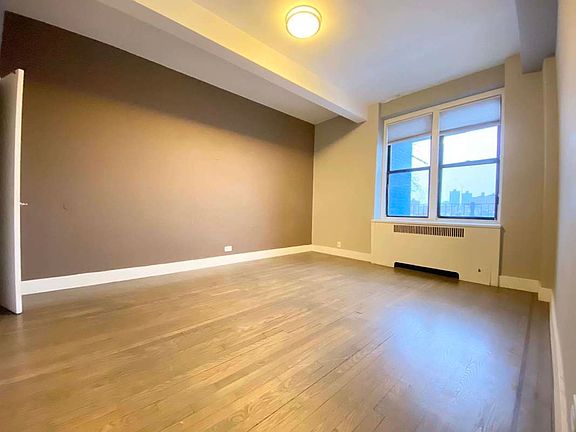 4th image of 3660 Waldo Ave APT 1A