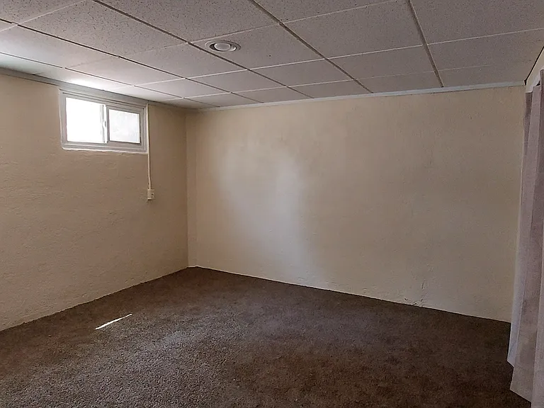 231 NE 10th Ave — Photo 32