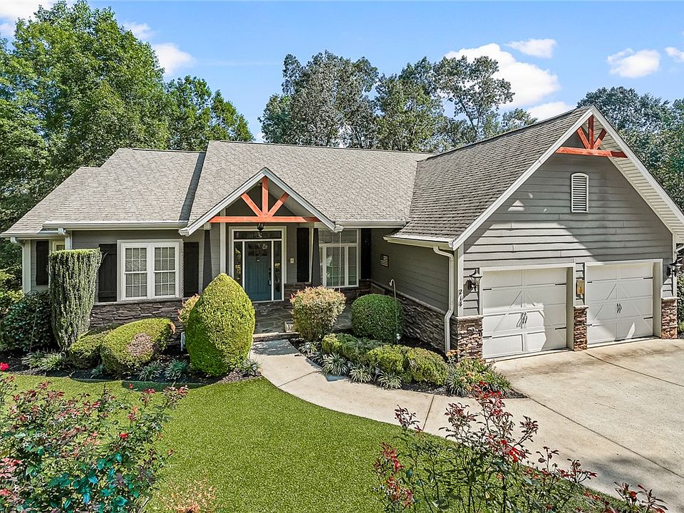 1st image of 214 S Summit Dr