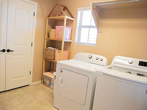 5th image of 6531 Sugarberry Ln