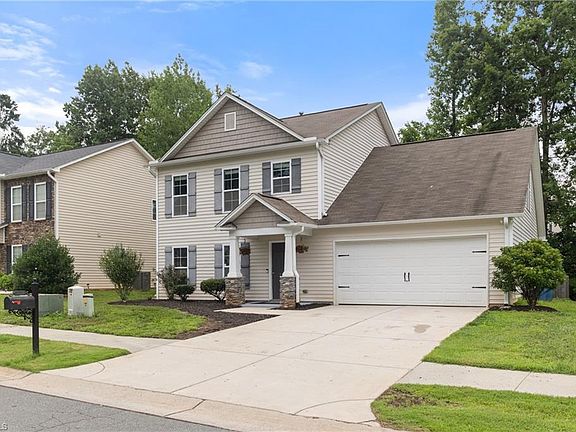 4th image of 223 N Wentworth Dr