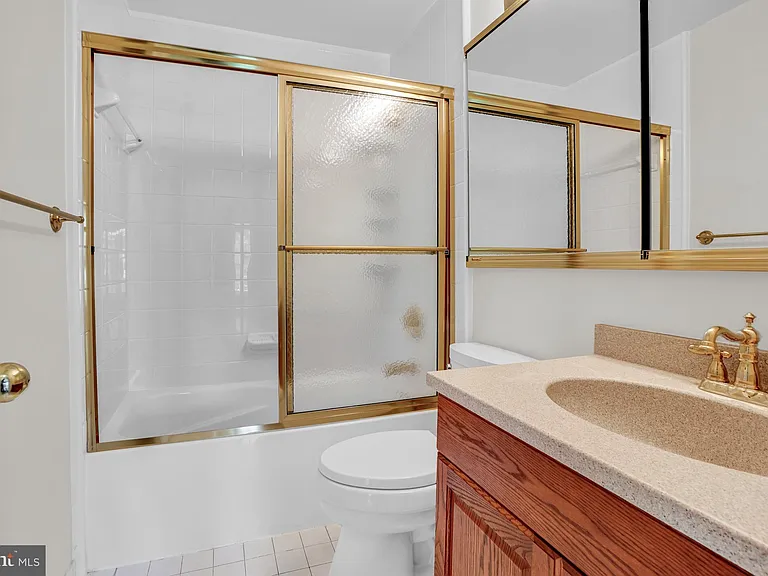 9700 Whitley Park Pl #Townhouse 19 — Photo 17