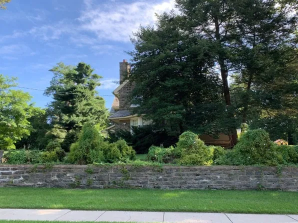 2285 Bryn Mawr Ave, Philadelphia, PA 19131