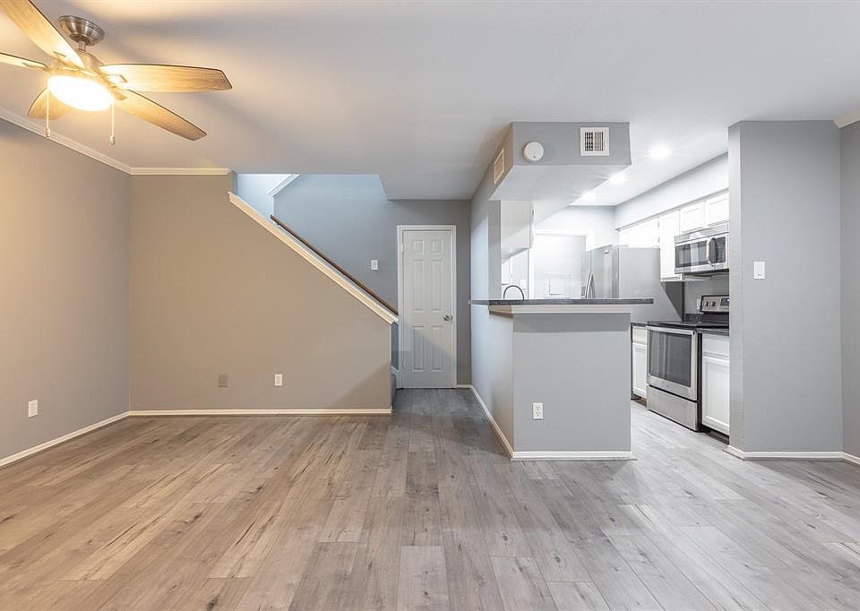 1st image of 14600 Fonmeadow Dr APT 804
