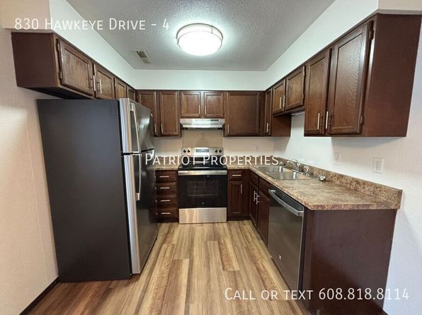 830 Hawkeye Dr #4