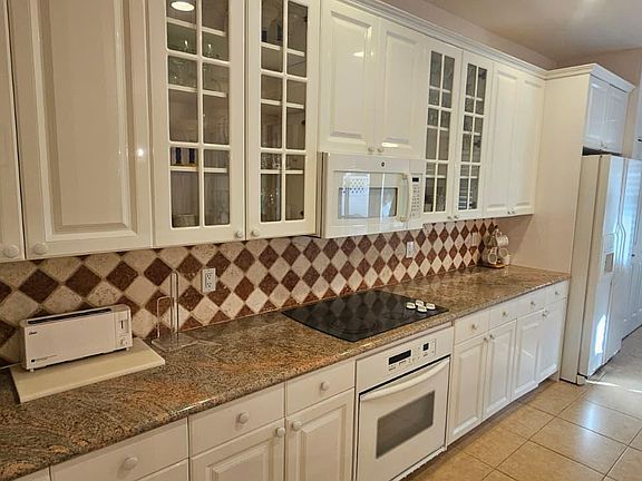 5th image of 179 Las Brisas Circle