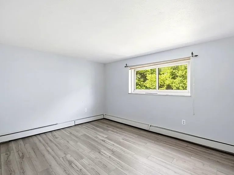 101 S Rocky River Dr #405 — Photo 6