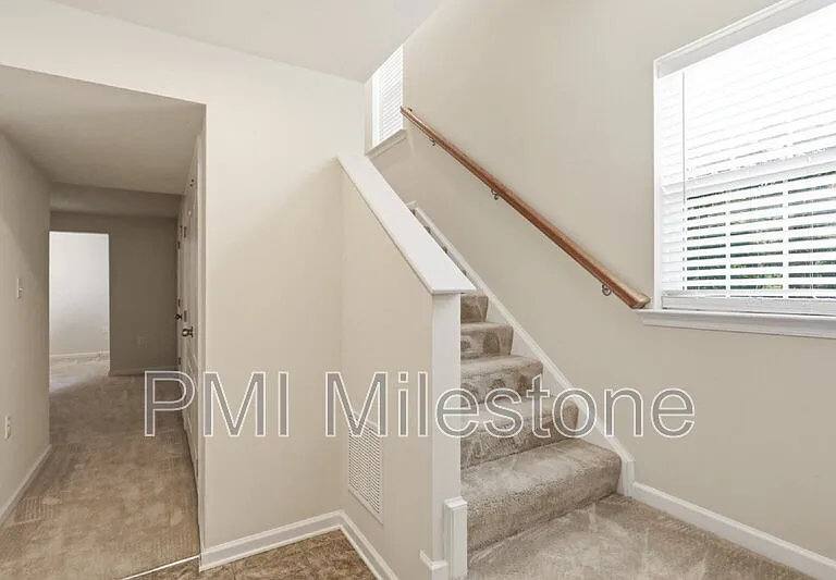 100 Bertelli Ct — Photo 19