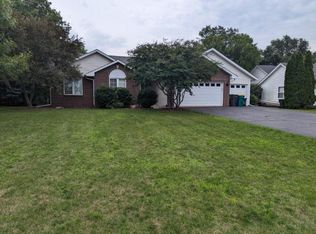 10617 Chicory Ridge Way, Roscoe, IL 61073