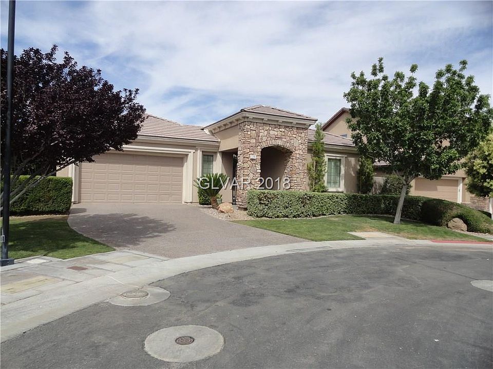 1st image of 23 Levan Hills Trl