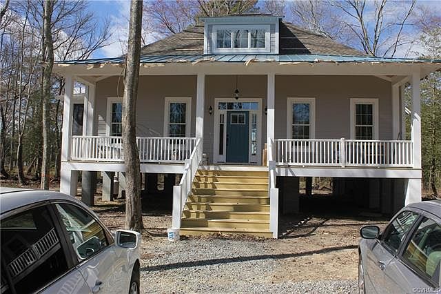 1st image of 670 Pintail Cove Ln