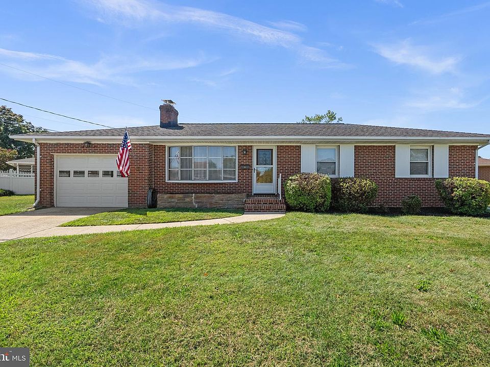 1st image of 624 Gayle Dr
