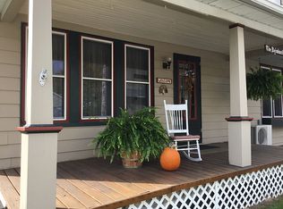 32 S Main St, Milroy, PA 17063
