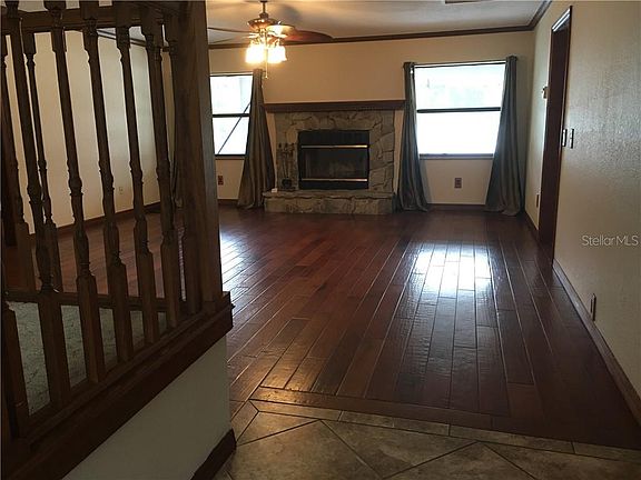 2nd image of 3318 Cabaret St