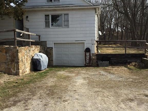 house with garage