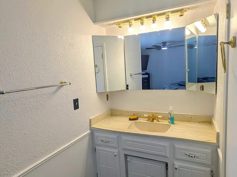 3512 Tiffany Dr — Photo 10