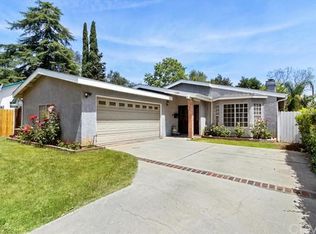 1200 N El Molino Ave, Pasadena, CA 91104