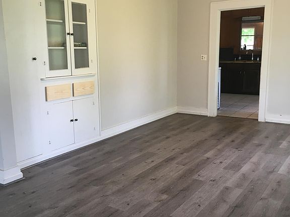 Living dining area