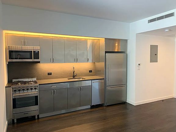 4th image of 37-40 27th St #3D