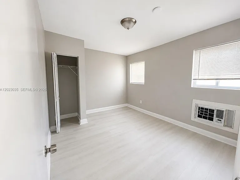 1920 Washington Ave #5 — Photo 12