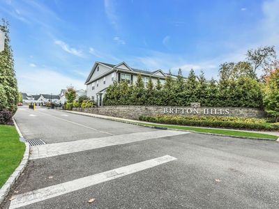 512 Breton Way, Glen Cove, NY, 11542