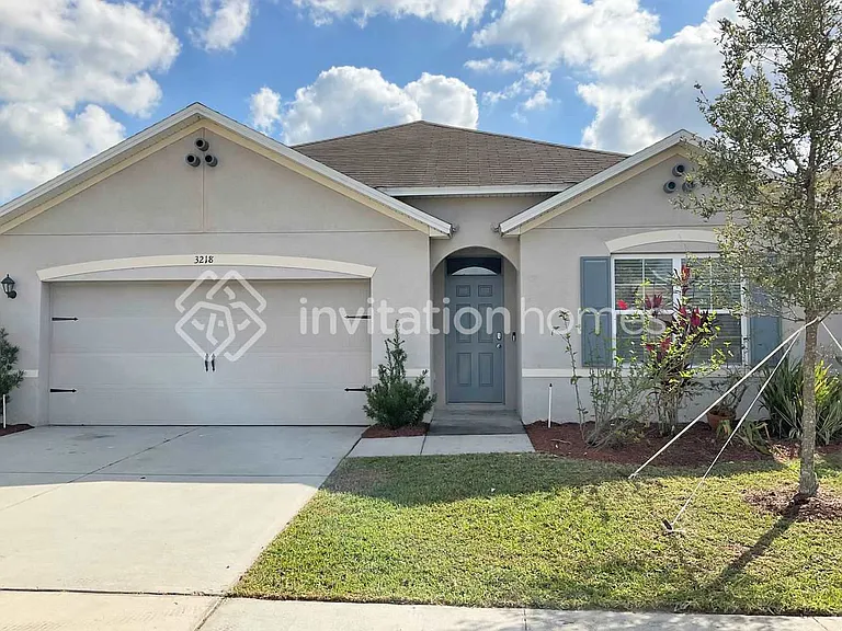 3218 Bayou Bay Dr — Photo 1