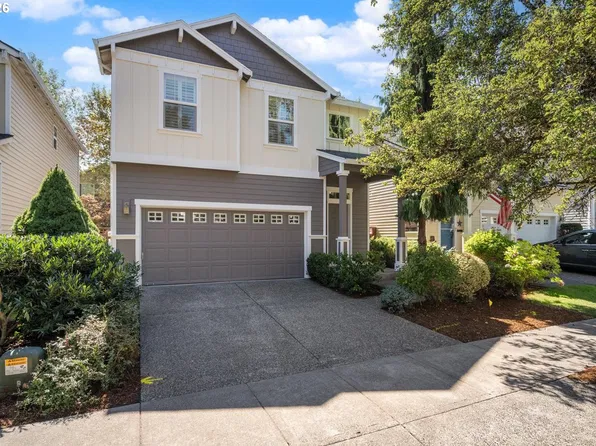 5648 NE Caddis Dr, Hillsboro, OR 97124