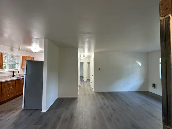1511 19th St #4, Pt Townsend, WA 98368