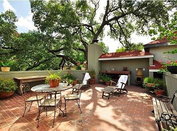 4th image of 1401 Marshall Ln #A