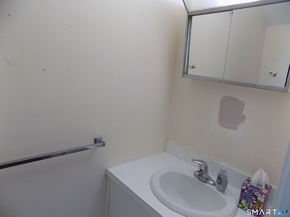 5th image of 585 Park Road #10-3