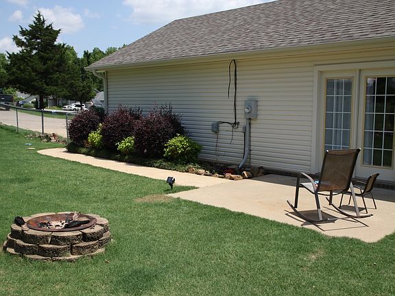 Firepit and patio