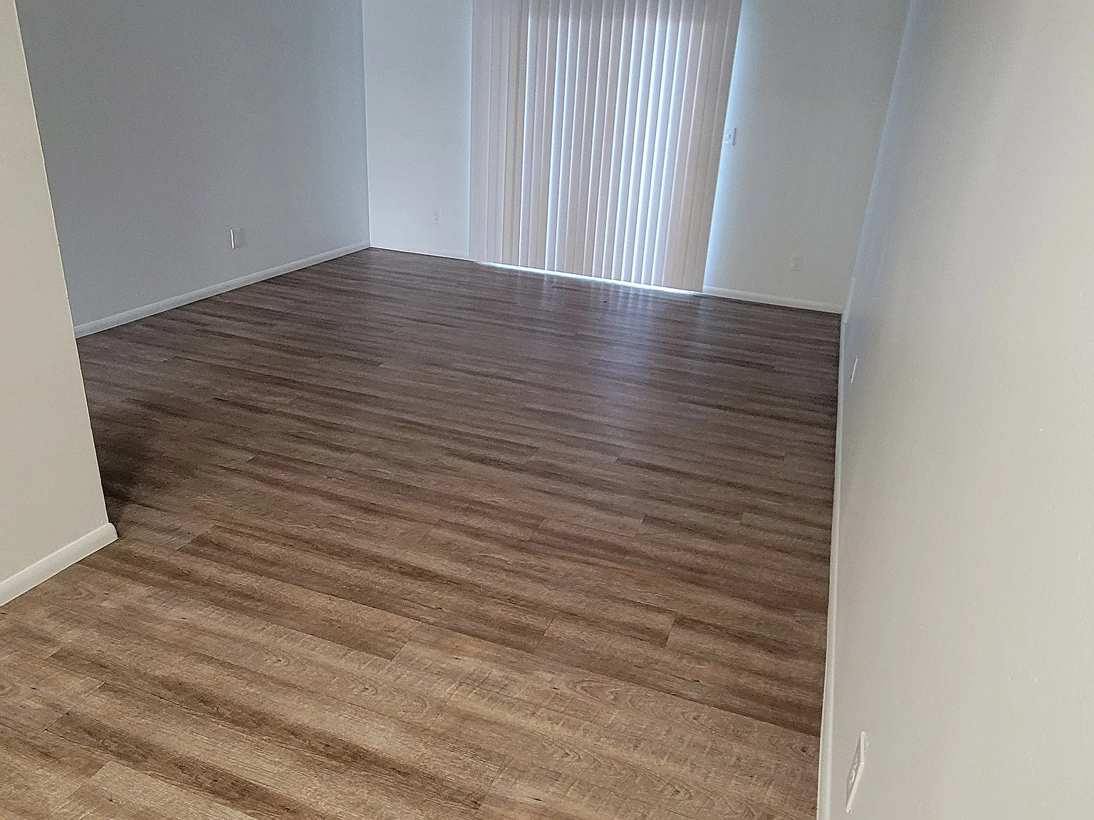 2 bed, 832 sqft, $1,450 — Photo 2