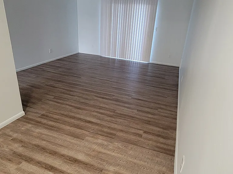 21724 SE Alder Dr #4 — Photo 2