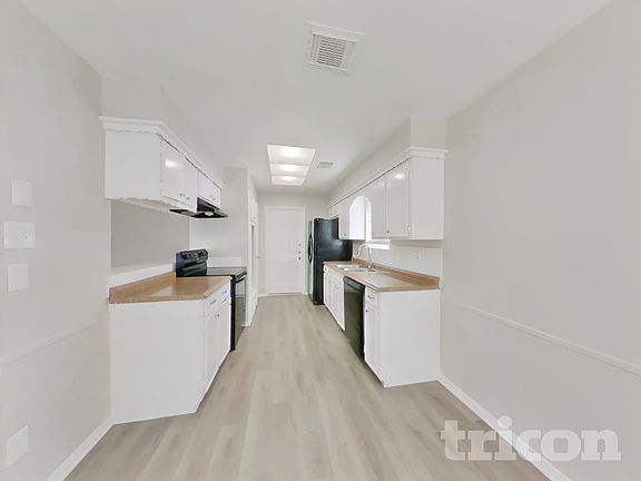 5th image of 16311 Green Shade Dr