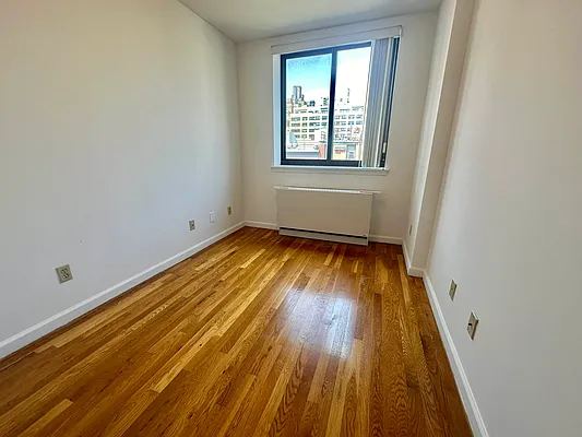 Rented by J PRESTON AND ASSOCIATES INC | media 5