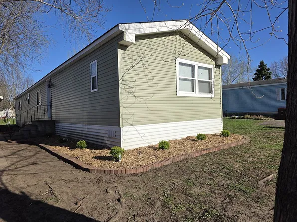 10 Shannon Dr, Hastings, MN 55033