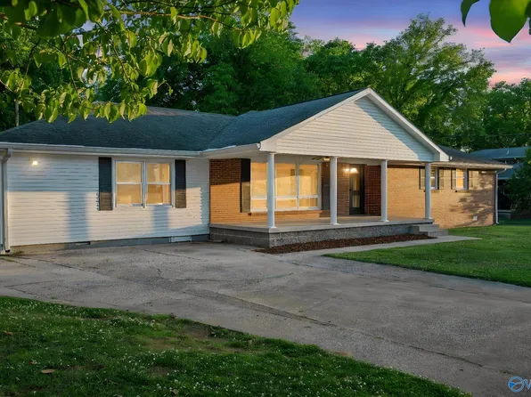 1106 Bagley Dr, Fayetteville, TN 37334